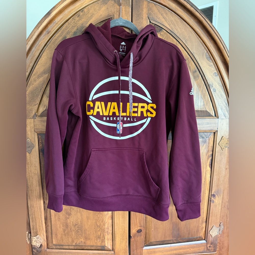 Adidas Men's Burgundy Cavaliers Basketball Hoodie